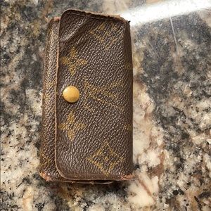 Louis Vuitton 4 key holder